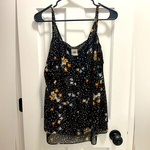 Cabi Cluster Cosmic Floral Tank
